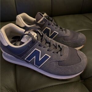 New Balance 584’s-size 6.5